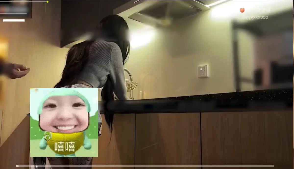 《狗爹和小桃》
