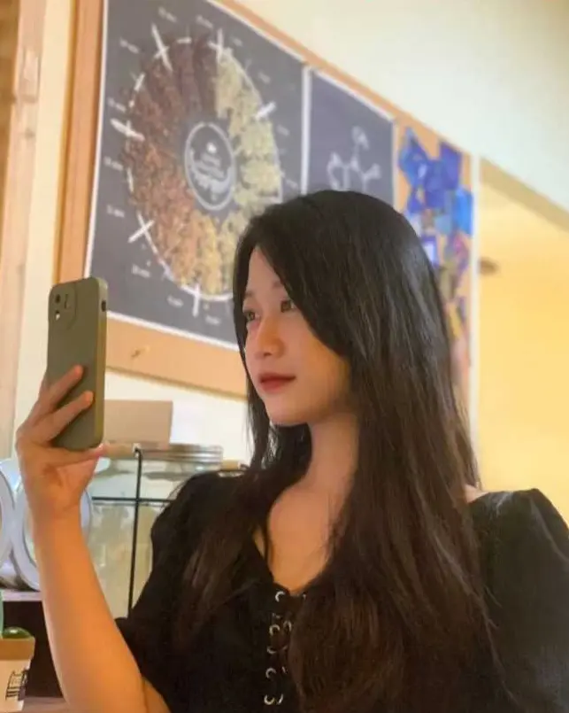 免费在线看《杨家馅饼老板娘辛能能》家庭风波双人大战