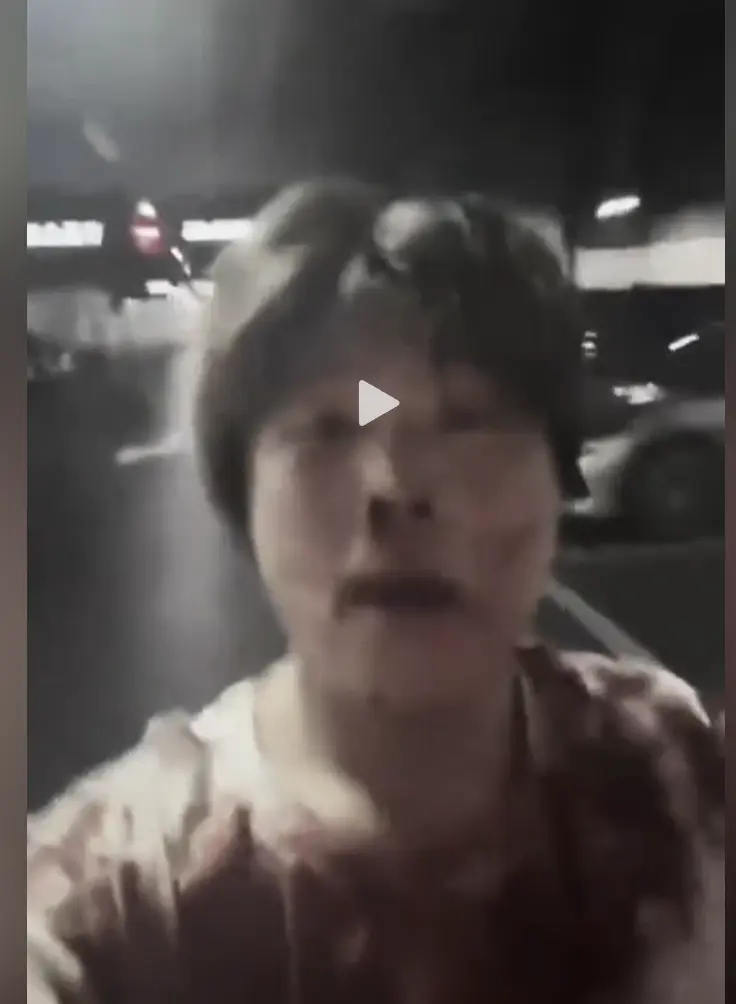 《深圳网红赵俊逸被打视频》蓝光HD画质无广告在线播放，深圳网红赵俊逸被打视频事件深度还原，迅雷下载全集