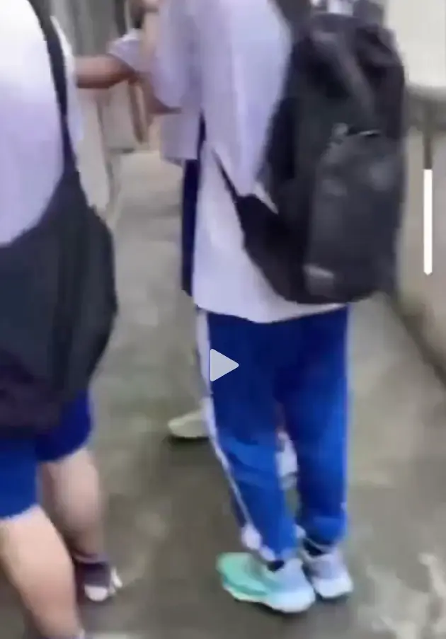 探秘《大昌市第七中学鬼敲门》走廊灵异事件，免费在线观看全集，大昌市第七中学鬼敲门1080P高清画质流畅播放