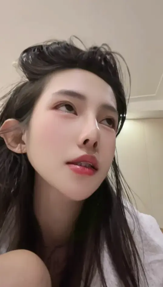 《七七大魔王》蓝光画质-全季在线观看-免费畅享《七七大魔王》-网红达人演绎短剧-奇幻冒险精彩不断-网盘资源等你拿