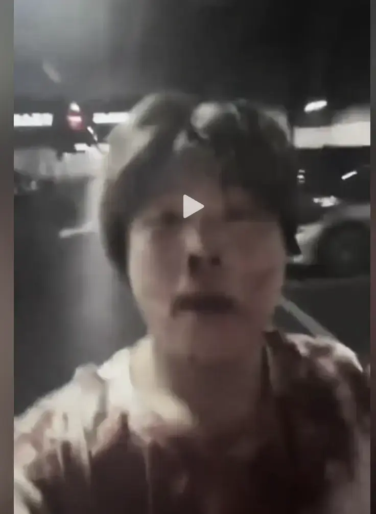 《深圳网红赵俊逸被打视频》1080P高清无删减免费在线观看，深圳网红赵俊逸被打视频事件还原全集蓝光HD播放，网盘极速下载