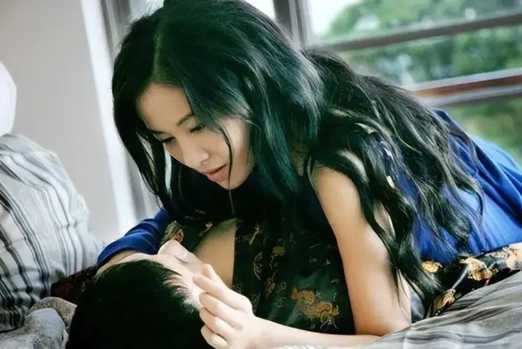 金牌影视上线韩国电影《嫂嫂情事》未删减版，免费高清在线观看 - 韩国电影《嫂嫂情事》全片无卡顿流畅体验 - VS影视网
