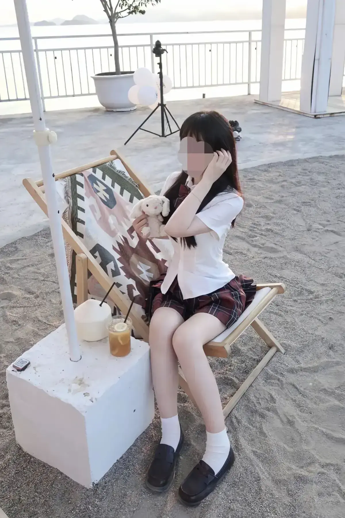 免费在线观看《成都日落甜茶景区》网红视频，打卡网红店，旅拍网红全程原视频未删减，1080P高清画质体验！
