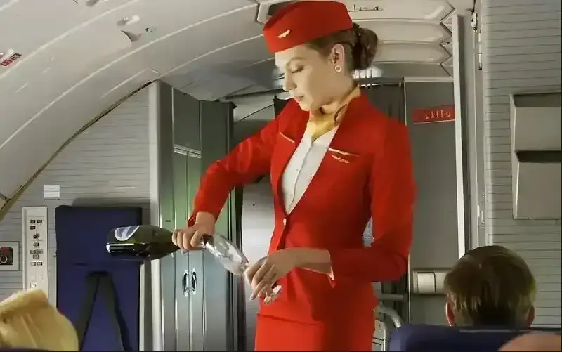 免费无广告《法国航空》完整版在线观看_法国经典电影《法国航空》原声中文字幕在线点播-热门影院